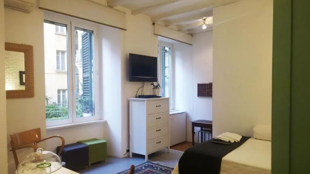 로마 In-Love Apt 아파트